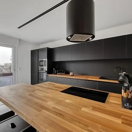 Zenbnb / Mont-blanc N°2 / Colocation / Tram 17 *